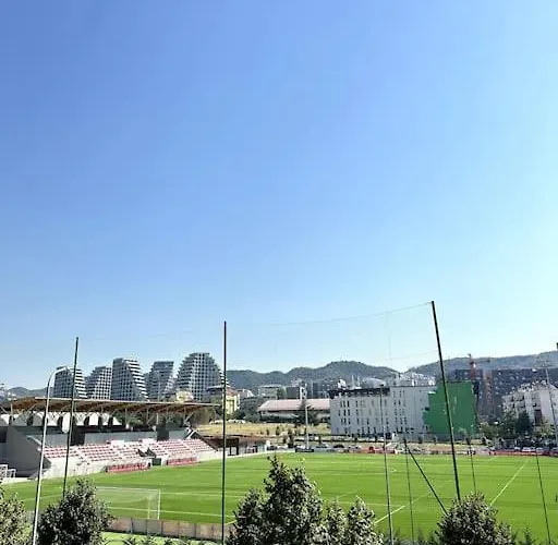 Great Apartament Near Lake & Blloku Area