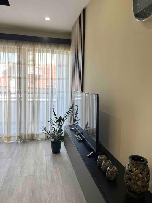 Апартаменти Great Near & Blloku Area Тирана